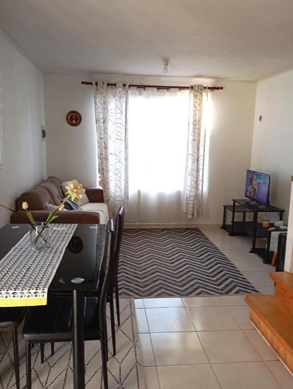 TV a/nebo společenská místnost v ubytování Hermosa Casa