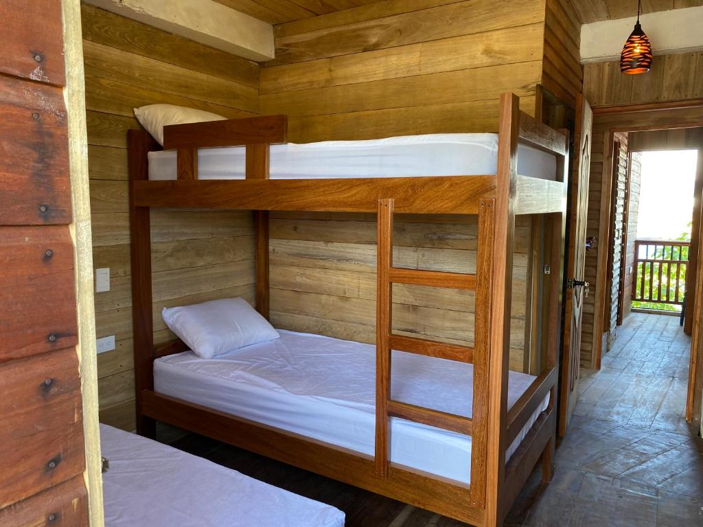 Postel nebo postele na pokoji v ubytování Petra Hotel