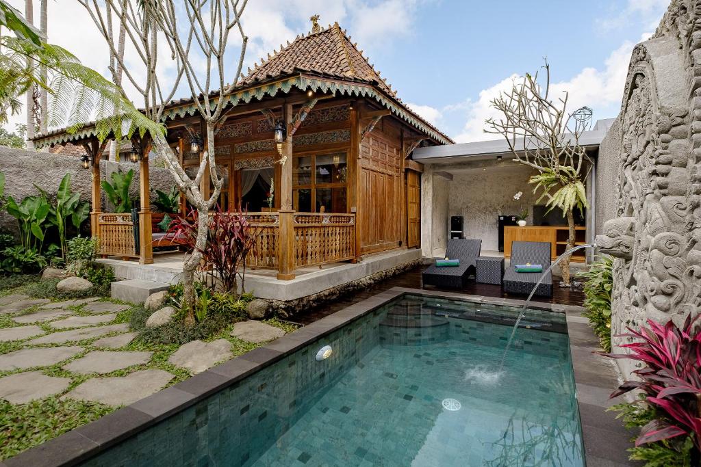 Uddhara Ubud Villa - 7