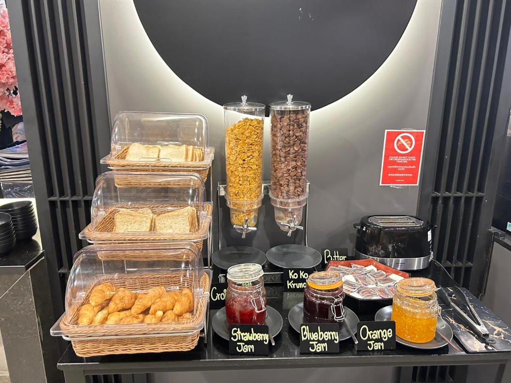 12 The Residence Hotel at Don Mueang Airport - Resim 21