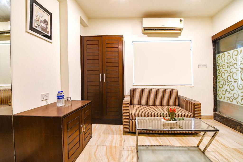 Posezení v ubytování FabHotel Prime Goodwill