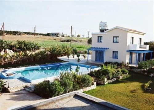 Πισίνα στο ή κοντά στο Queen Eyridiki Luxury Villa 1