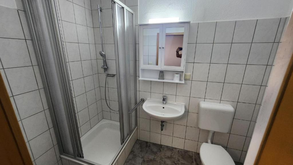 Pension Limmer - Single Room With Private Bathroom