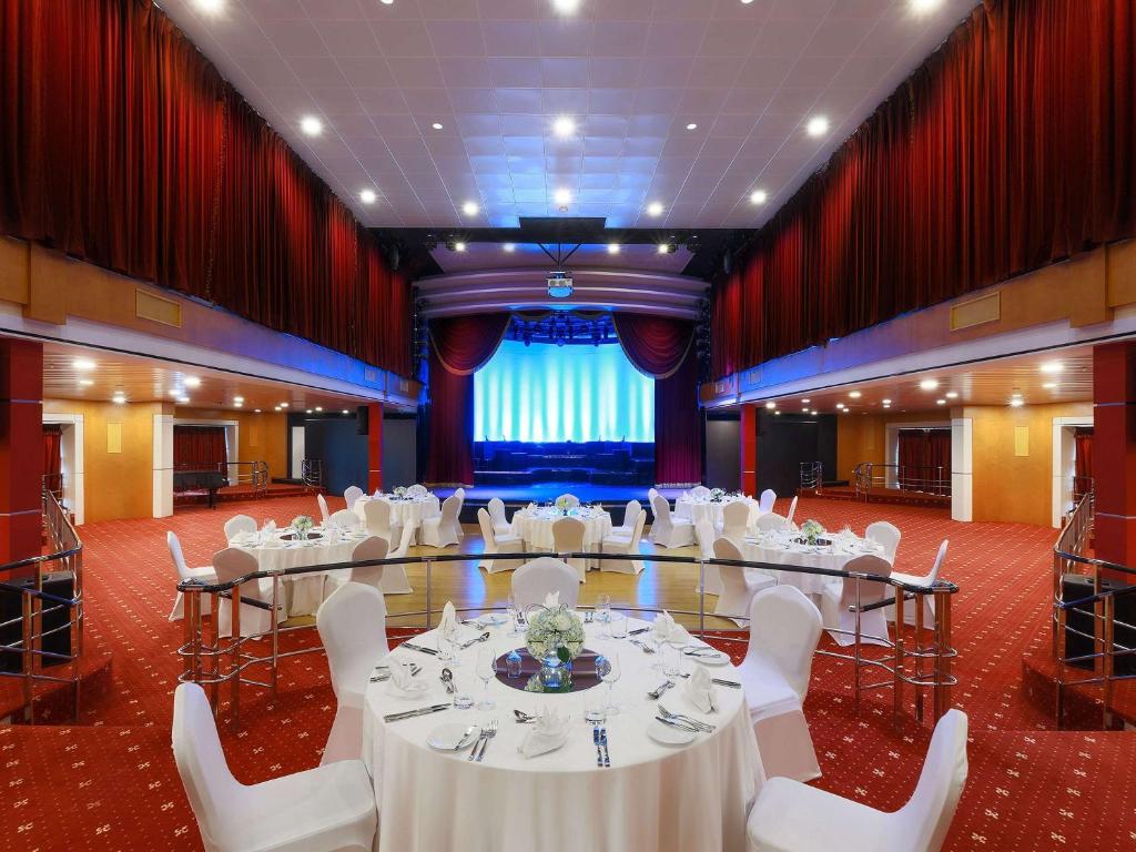 Konferenční prostory v ubytování Queen Elizabeth 2 Hotel