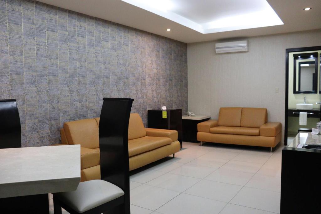 Posezení v ubytování Wyndham Garden Aguascalientes Hotel & Casino