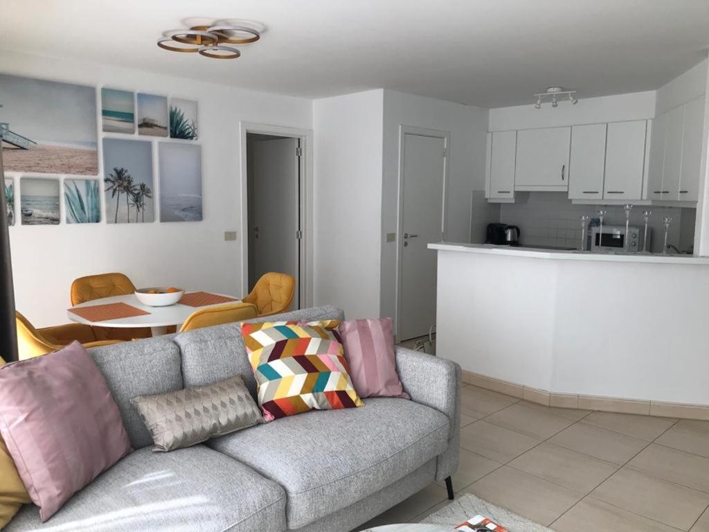 Urbanstay Suites - Beachfront Apartment In Knokke
