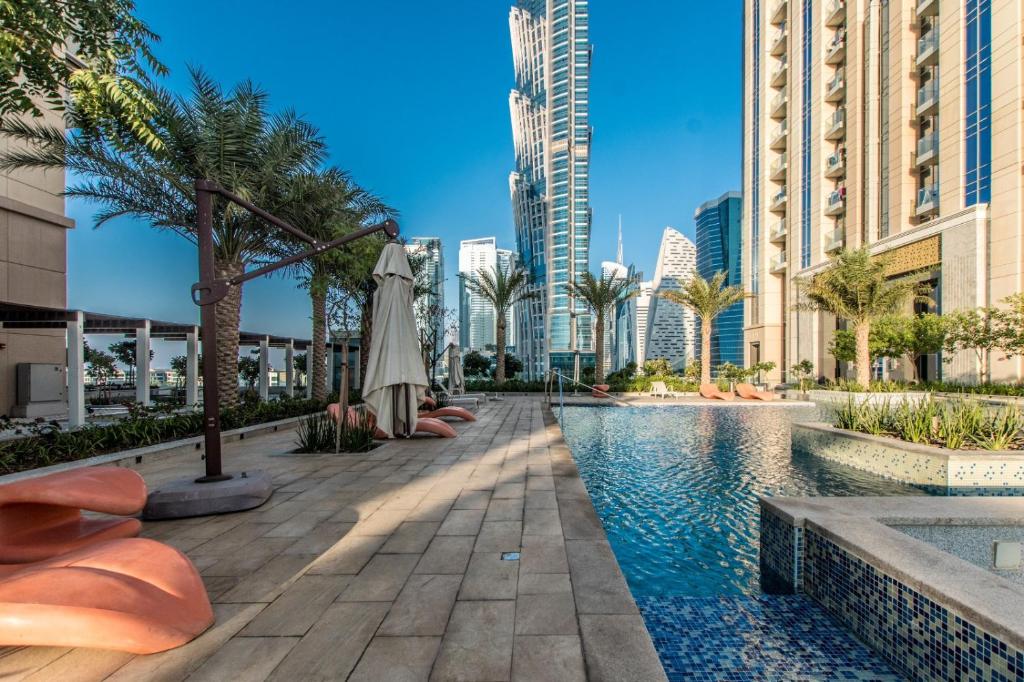 آپارتمان لوکس 2BDR در برج آمنا