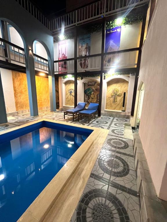 Bazén v ubytování Nun Pyramids Hotel nebo v jeho okolí