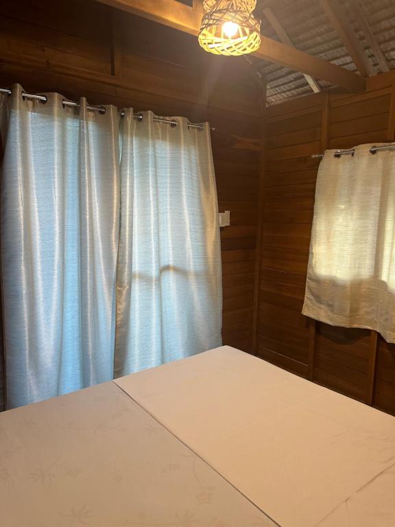 Postel nebo postele na pokoji v ubytování Barton Hills