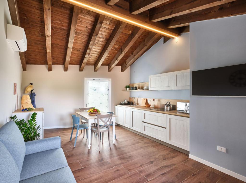 Kuchyň nebo kuchyňský kout v ubytování Agriturismo Corte Cea