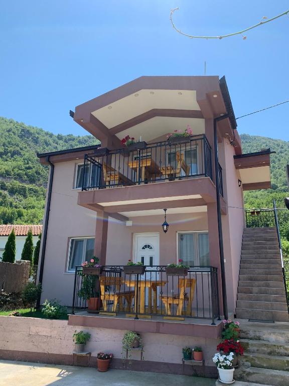 Green Field Apartments - 9