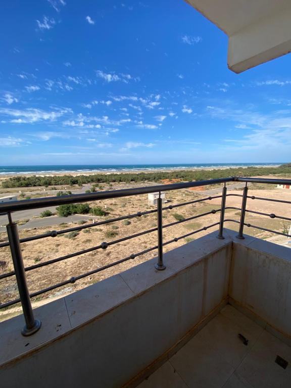 Balkón nebo terasa v ubytování Appartement avec vue unique sur la plage