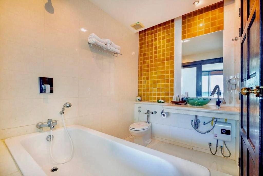 Racha Kiri Resort & Spa, Khanom - Superior Sea View Suite Mit Balkon