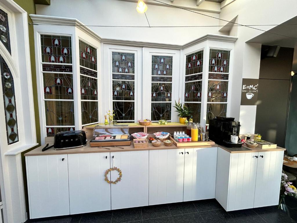 A kitchen or kitchenette at B&B Contrast