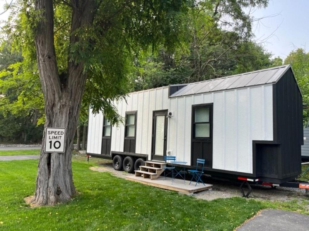 The Endeavor Tiny Home!, Elizabethtown (updated prices 2026)