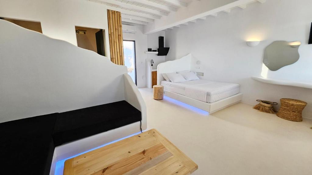 ELLI TROPiCAL LUXURY SUITES SUNSET-INFINITY POOL- SEA SIDE-NEAR CENTER PARKING - 8