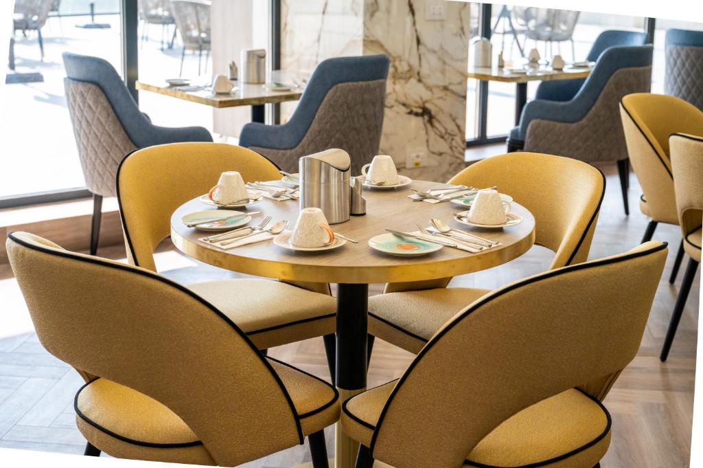 Crowne Plaza Constanta - Mamaia Beach by IHG - Resim 29