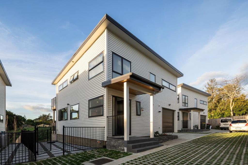 modern immaculate residence in mount wellington - Resim 10