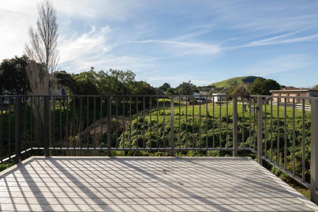 modern immaculate residence in mount wellington - Resim 17