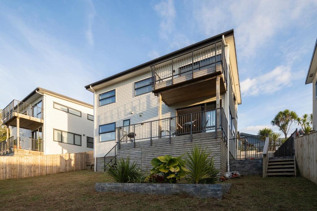 modern immaculate residence in mount wellington - Resim 6