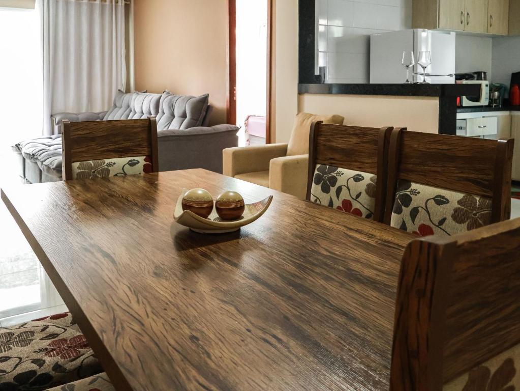 Η κουζίνα ή μικρή κουζίνα στο Apartamento no centro de Domingos Martins