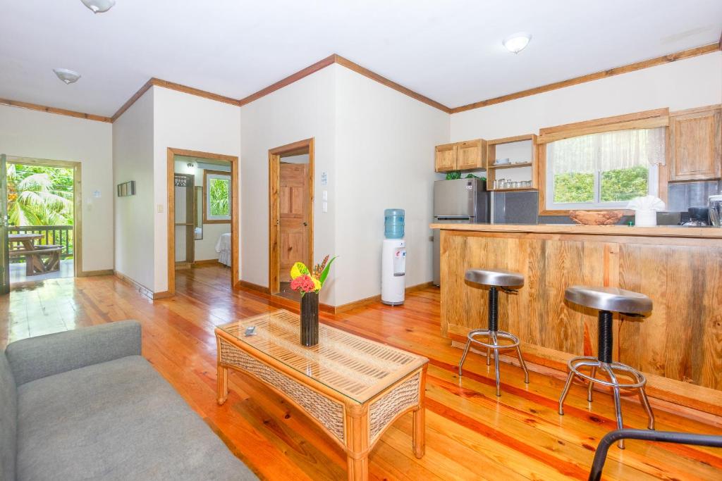 Kuchyň nebo kuchyňský kout v ubytování Wescot Villas Sky View