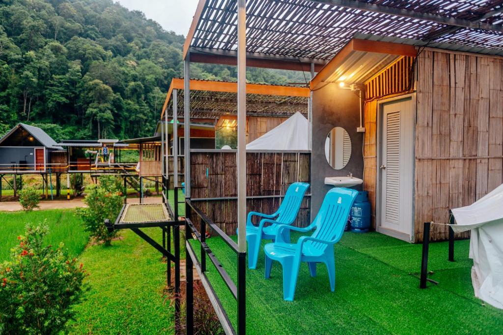 Zahrada ubytování Naturevalleycamp Maehongson