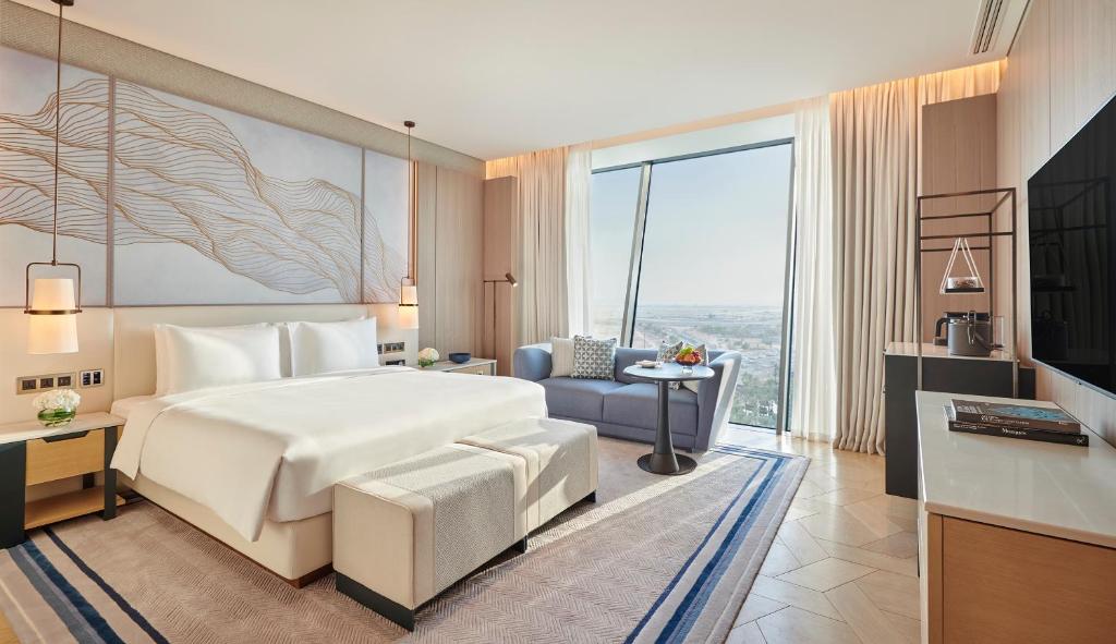 Grand Hyatt Kuwait - Großes Zimmer Mit Kingsize-Bett - Zugang Zum Club