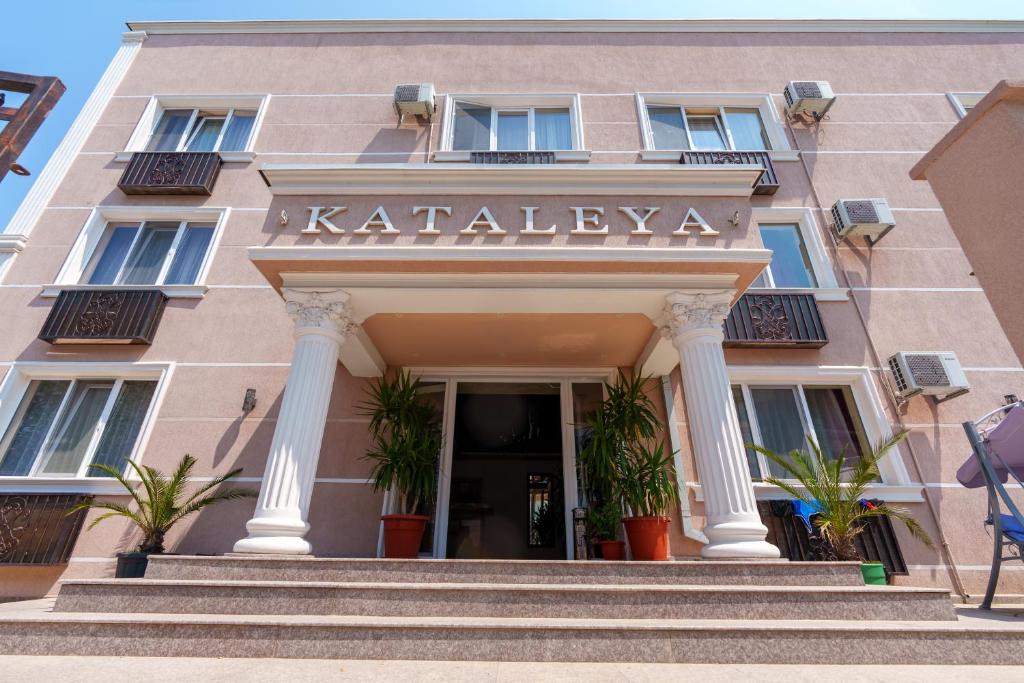 a building with the name katalystka on it at Camere de inchiriat KATALEYA in Mamaia Sat/Năvodari