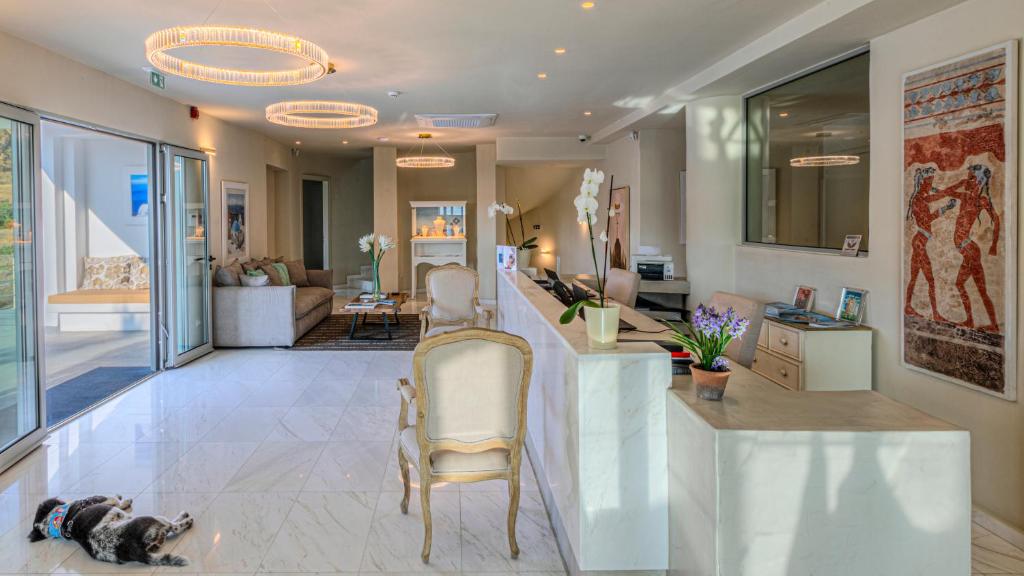 Kuchyň nebo kuchyňský kout v ubytování Desiterra Resort & Spa