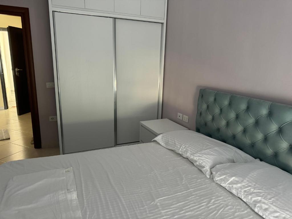 Apartment for rent in Vlora