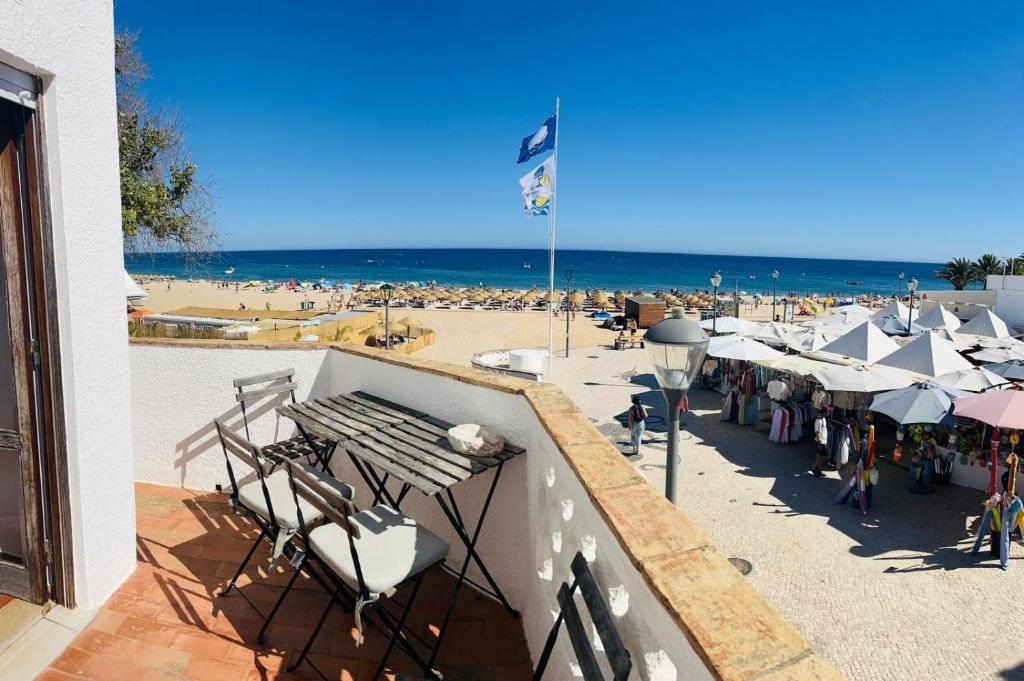 STUNNING BEACH PENTHOUSE Best Views In Luz