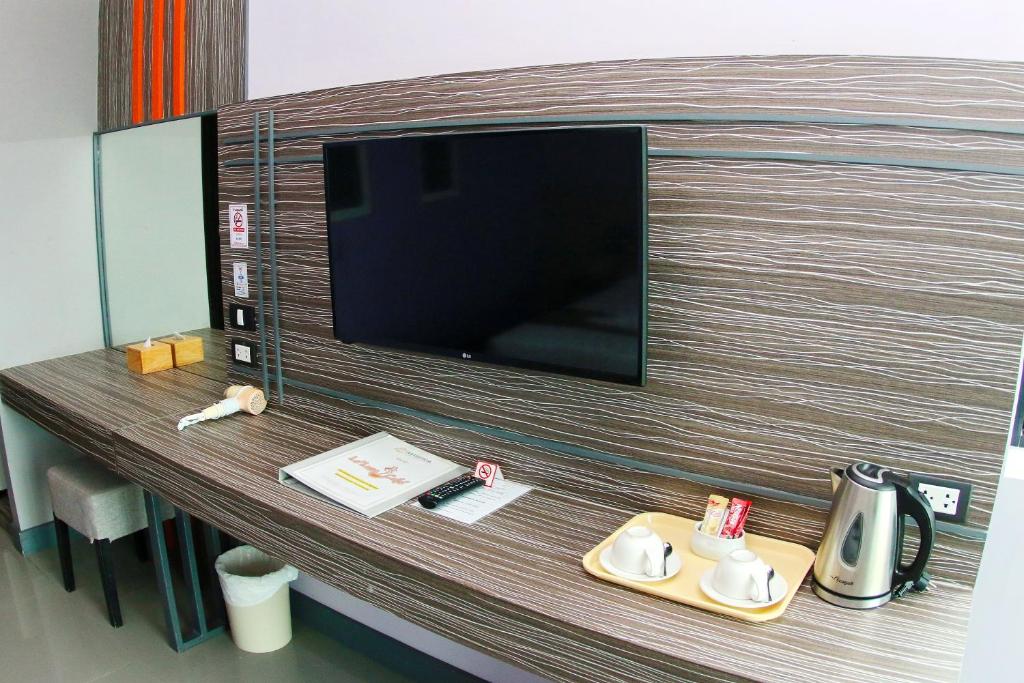 Arthitaya Green Nature Hotel & Lakkhana Poolside Resort - Resim 10