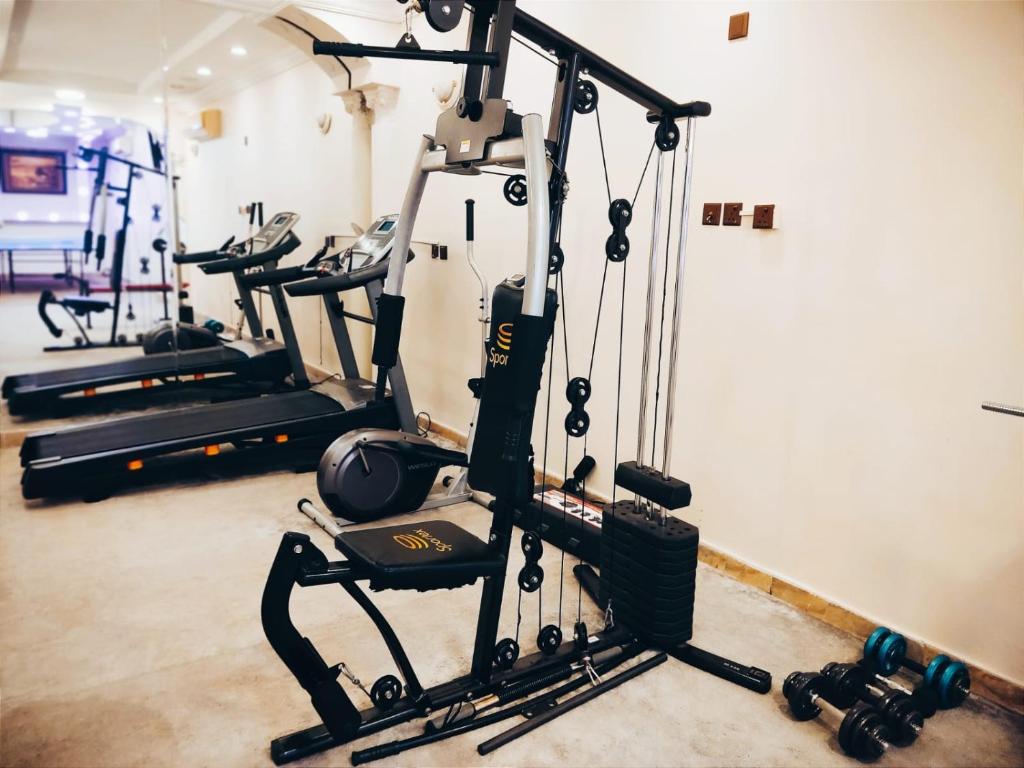 Fitness centrum a/nebo fitness zařízení v ubytování سيلين الزهراء
