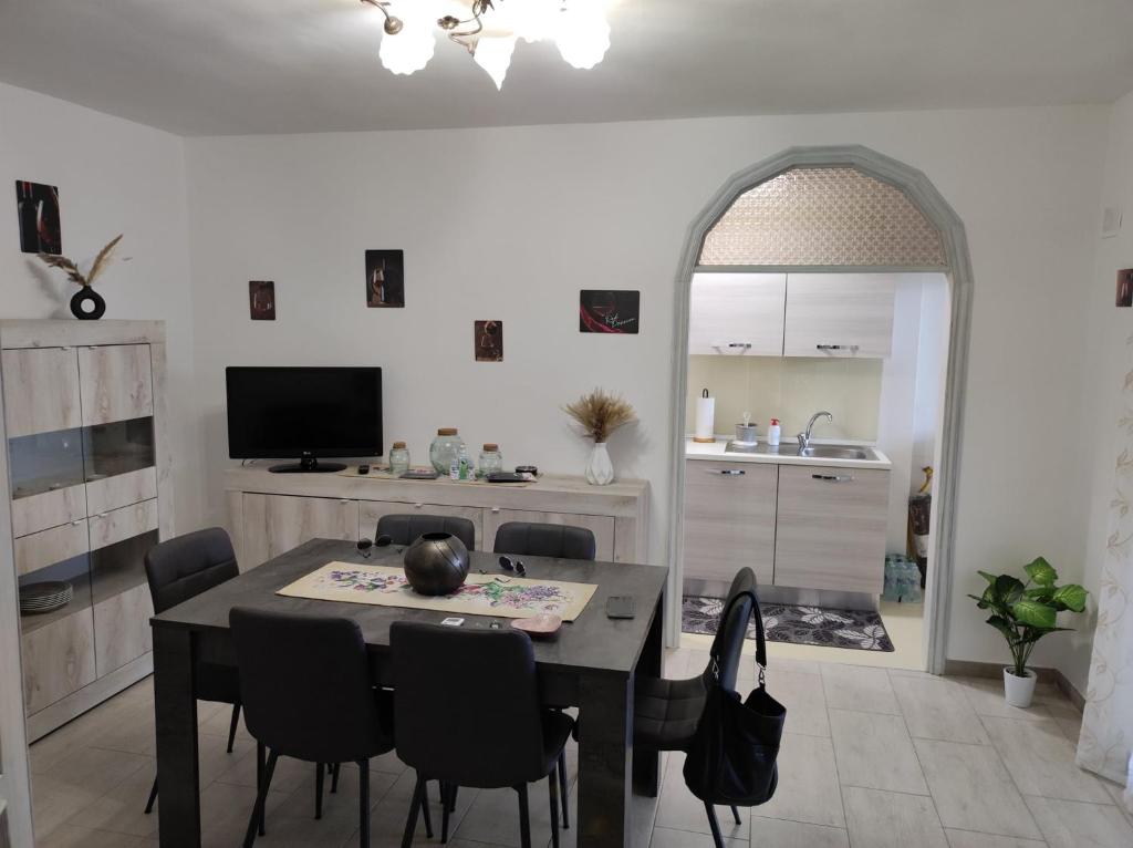 Kuchyň nebo kuchyňský kout v ubytování Casa Vacanza 6 posti letto - Grazia Home