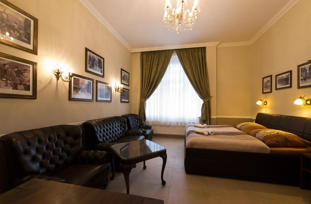 Apartment Karla Capka Street - 18