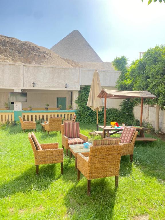 Zahrada ubytování The Grand Pyramids View Hotel