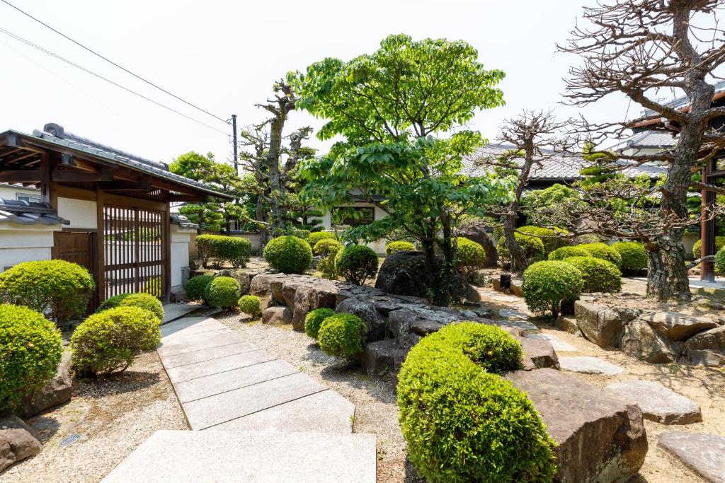 Zahrada ubytování 一棟貸切の宿 夕凪 500平方米一日一組日本庭園 3名まで同一料金 最大14名様父母ヶ浜車で10分