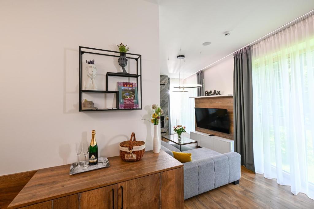 Kuchyň nebo kuchyňský kout v ubytování Hotel Ovruč - rodinný apartmán 111