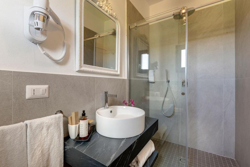 Łazienka w obiekcie AMORE RENTALS - Villa Mia