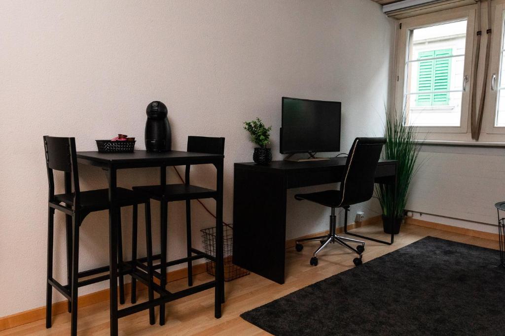 Citycenter Apartment with Parking - Resim 2