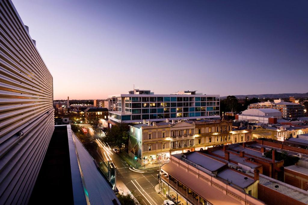 Majestic Roof Garden Hotel - Resim 13