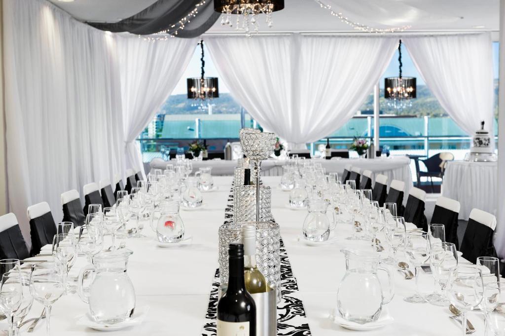 Majestic Roof Garden Hotel - Resim 29