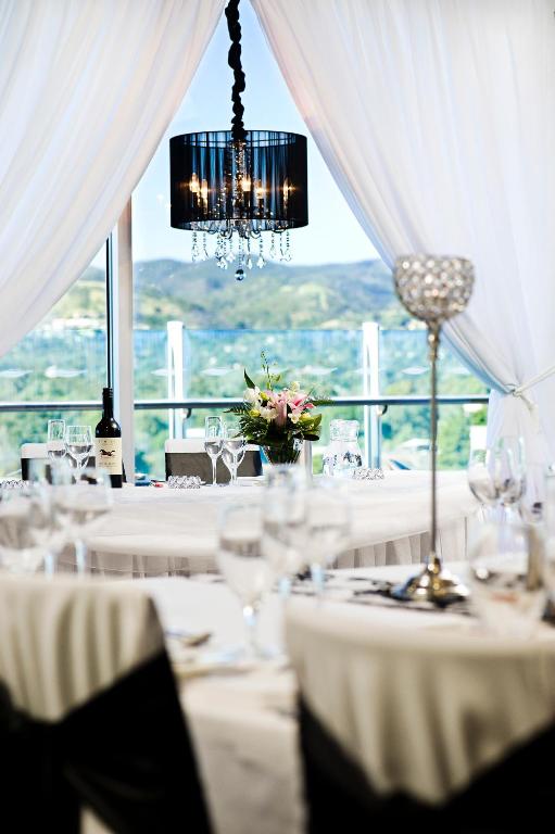 Majestic Roof Garden Hotel - Resim 30