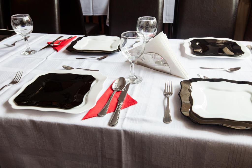 Restaurace v ubytování Pensiunea Noni