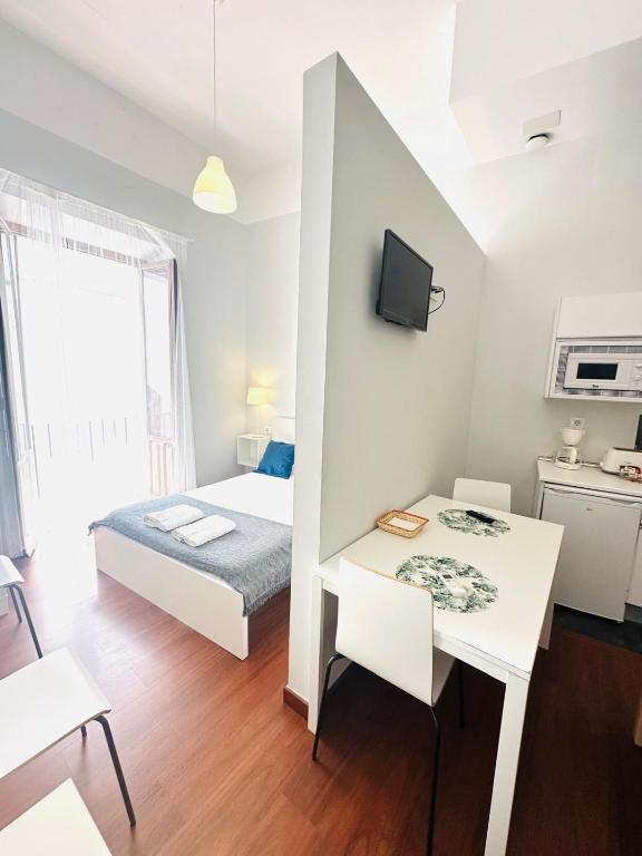 Apartamentos Templo Diana -Vistas Históricas- - Studio Apartment