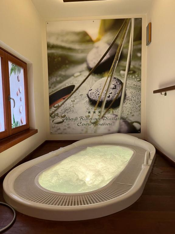 Fotografie z fotogalerie ubytování Albergo Piazzatorre v destinaci Piazzatorre