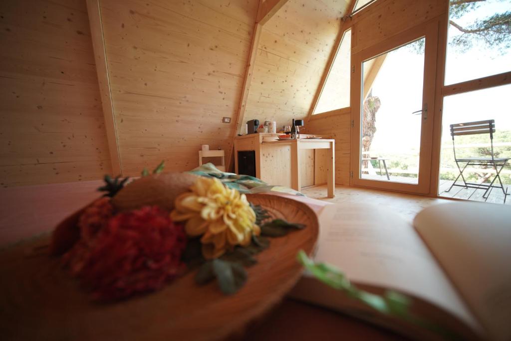 Kuchyň nebo kuchyňský kout v ubytování Glamping Fonte Murata
