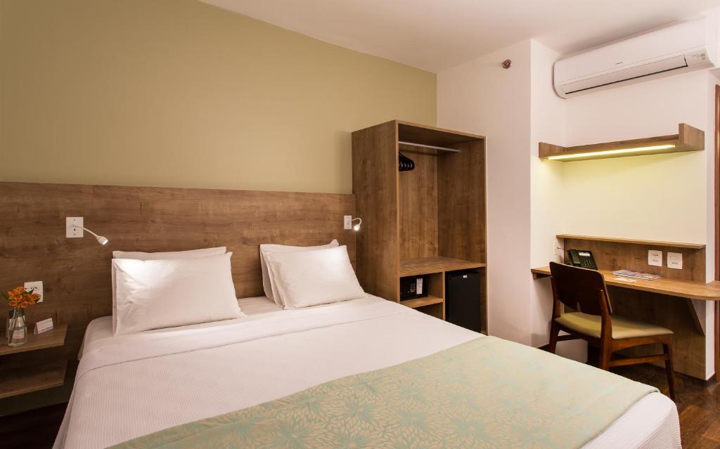 Ένα δωμάτιο στο Sleep Inn Praia do Canto