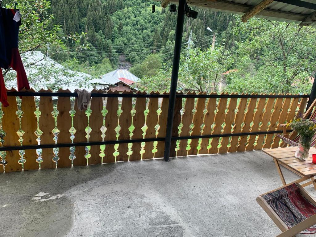 Balkón nebo terasa v ubytování Guest House Koshki